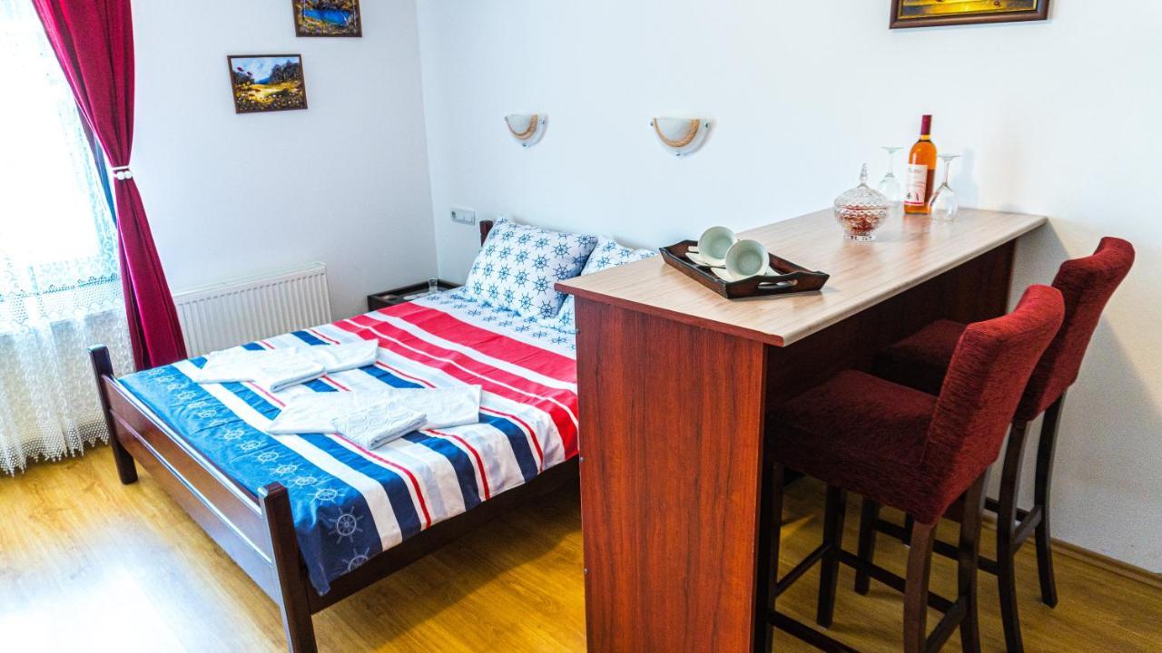 Apartmani "Vila Jelena" 阿然德洛维克 外观 照片