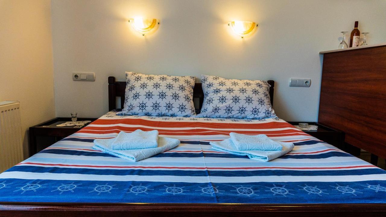 Apartmani "Vila Jelena" 阿然德洛维克 外观 照片
