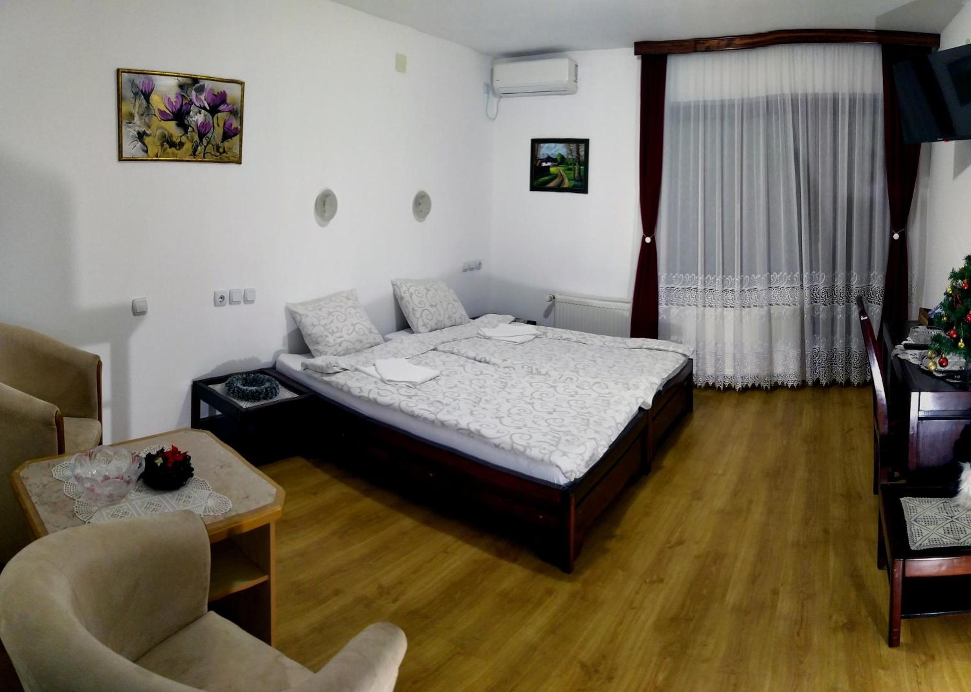 Apartmani "Vila Jelena" 阿然德洛维克 外观 照片